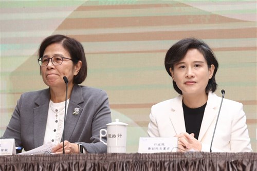 「台湾モデル」で企業の国際展開を支援へ＝鄭麗君行政院副院長