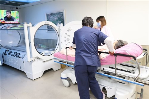 農作業中の女性、犬に約200カ所かまれ入院　飼い主を送検／台湾