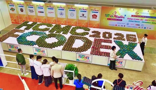 1198個のフラワーゼリーで展示制作　台湾のグループ、ギネス記録達成