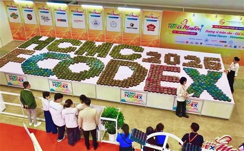 1198個のフラワーゼリーで展示制作　台湾のグループ、ギネス記録達成