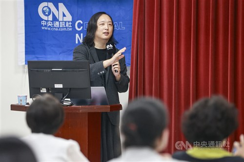 オードリー・タン氏、AIは「仁工知能」であるべき　中央社イベントで講演／台湾