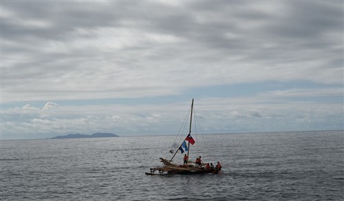 先住民らが手がけた船、台湾本島一周に出発　各地で文化交流