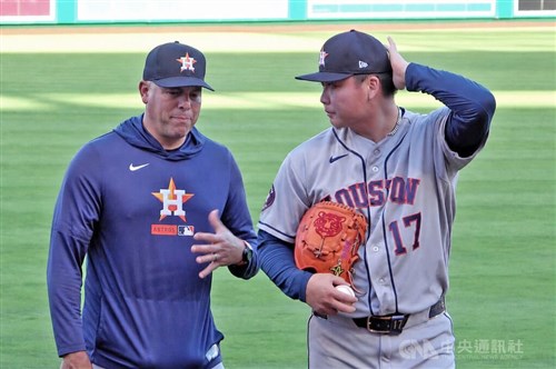 大リーグ　初の台湾人投打対決　鄧愷威、李灝宇を相手に1奪三振、1被安打