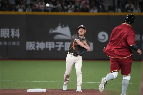 台湾プロオールスター戦、2試合に8万人　レジェンド枠で平野恵一・後藤光尊コンビ復活