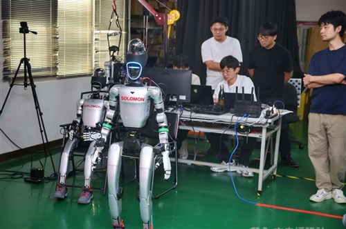 台湾ソロモン、独自のAIビジョン技術でヒューマノイドをより賢く　董事長インタビュー