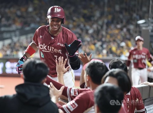 アダム・ウォーカー、新天地の台湾で活躍　デビューから18試合で6本塁打