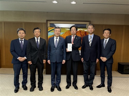 李駐日代表が熊本を訪問　木村知事、台湾からの支援に感謝