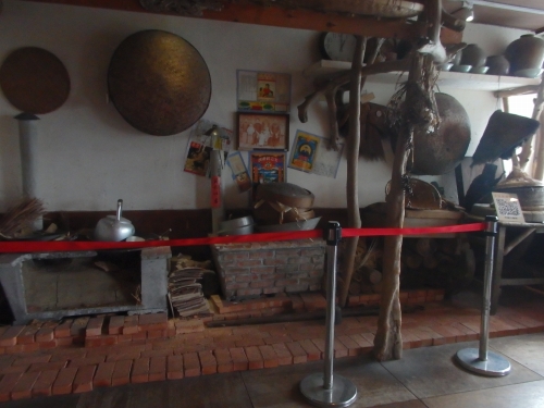 池上飯包文化故事館では池上弁当の歴史や関連の文物を紹介。レトロな雰囲気があふれ、観光スポットとして知られている。手がけるのはチェーン店「悟饕池上飯包」の運営会社