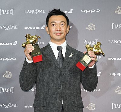 新人監督賞、脚色賞を受賞した「大仏＋」のホアン・シンヤオ監督