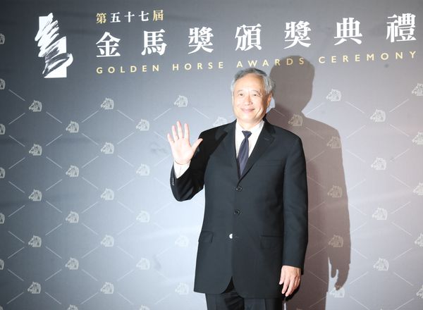 授賞式終了後にプレスルームに登場したアン・リー監督