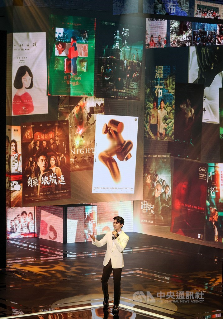 司会に初挑戦するリン・ボーホン=中央社記者鄭清元撮影 2021年11月27日