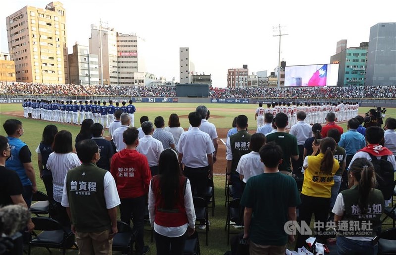 試合前の国歌斉唱