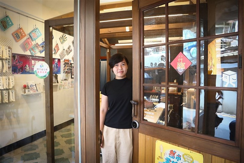 鍵屋だった建物に入居する「見域」。懐かしい雰囲気が漂う(撮影:王騰毅)