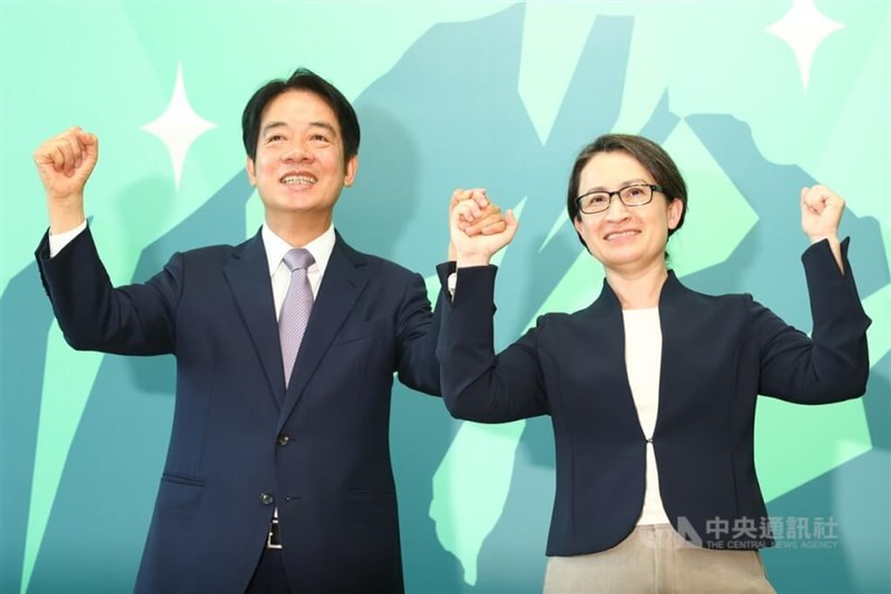 来年1月の総統選に民進党から立候補している頼清徳副総統（左）と副総統候補の蕭美琴氏
