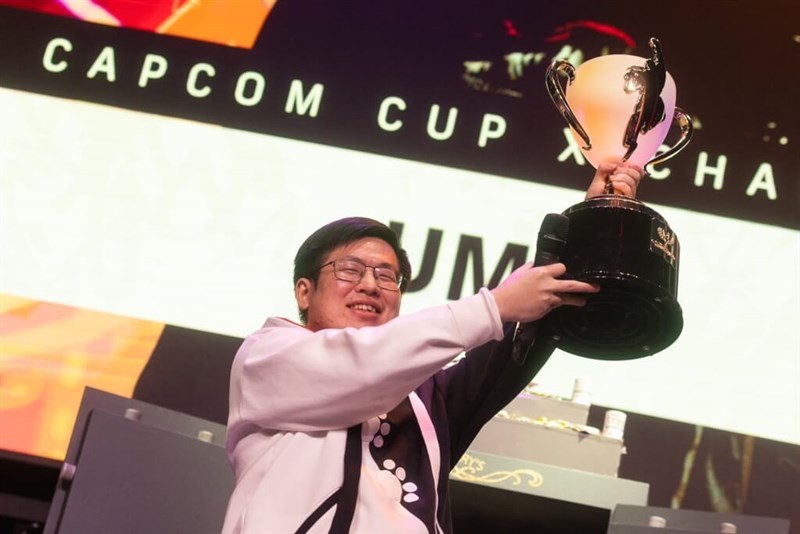 「CAPCOM CUP X」で優勝した台湾のUMA（Kagami）＝twitter.com/CapcomFightersから