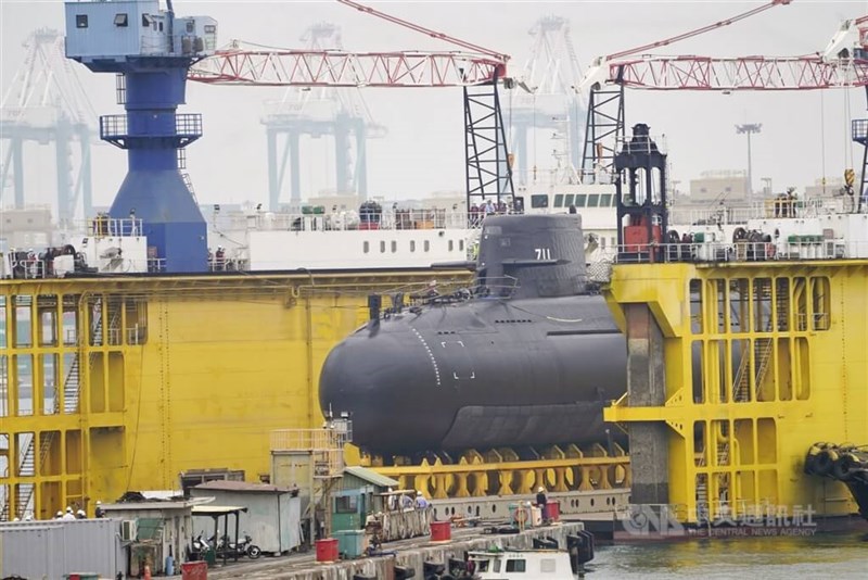 港での検収試験の最終段階に入っている台湾初の国産潜水艦「海鯤」