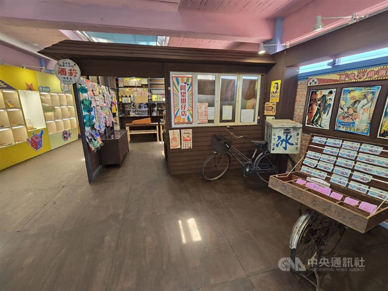 雑貨店を模した展示ブース＝2024年7月6日、中央社記者沈如峰撮影