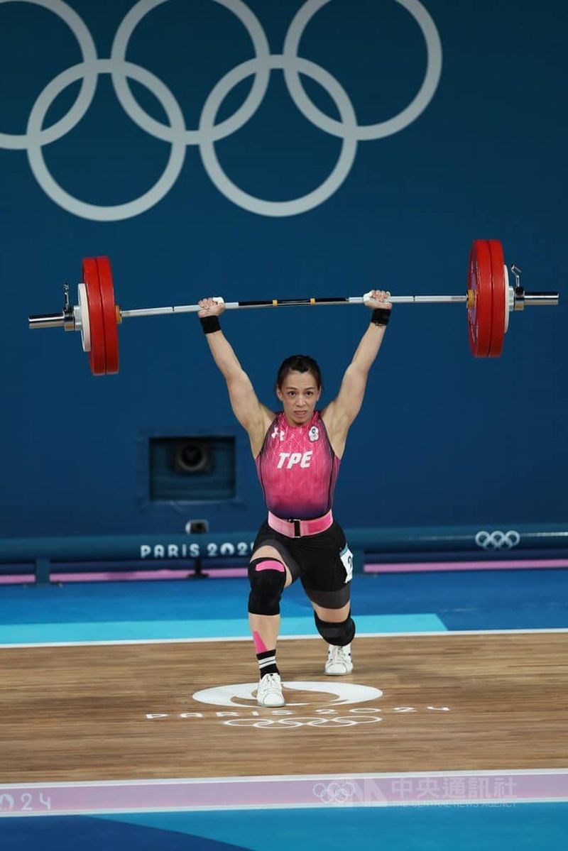 重量挙げ女子59キロ級では、郭婞淳が銅メダルを手にした。東京大会に続く2連覇は逃したものの、3大会連続メダルという台湾史上初の快挙を成し遂げた=パリで2024年8月9日、中央社記者呉家昇撮影