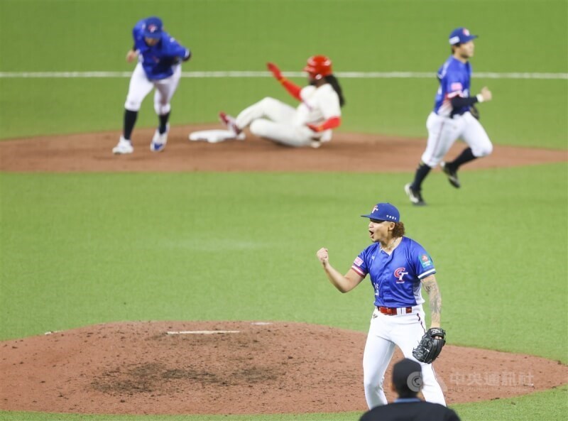 写真特集】スーパーラウンド進出決定の台湾代表 感動の瞬間を