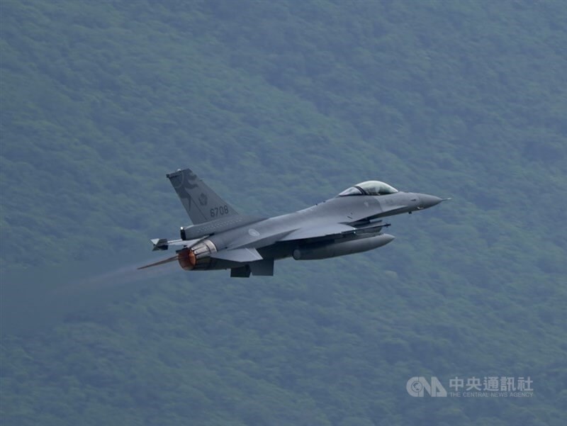 空軍のF16戦闘機（資料）