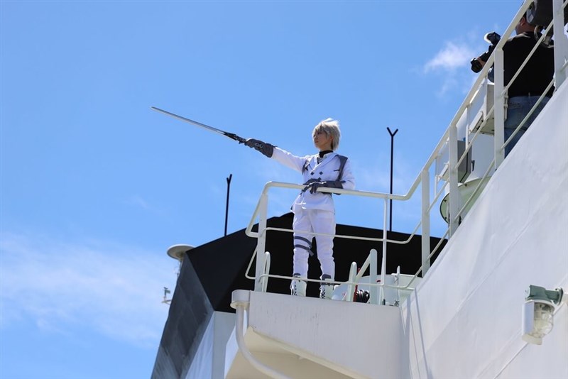 国産巡視船「雲林艦」で撮影を行うコスプレーヤー＝海洋委員会海巡署艦隊分署提供