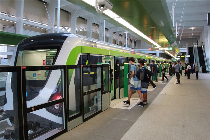 台中メトロ・グリーンラインの車両＝中央社資料写真