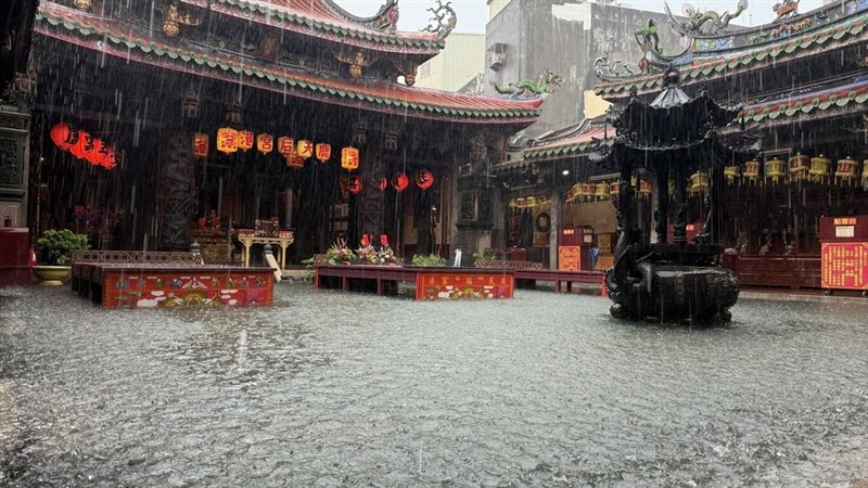 浸水した廟の様子（鹿港天后宮提供）