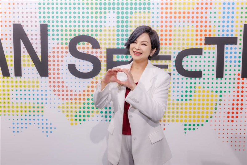 15日に開かれた交流イベントに出席した俳優のヤン・クイメイさん(文化部提供)