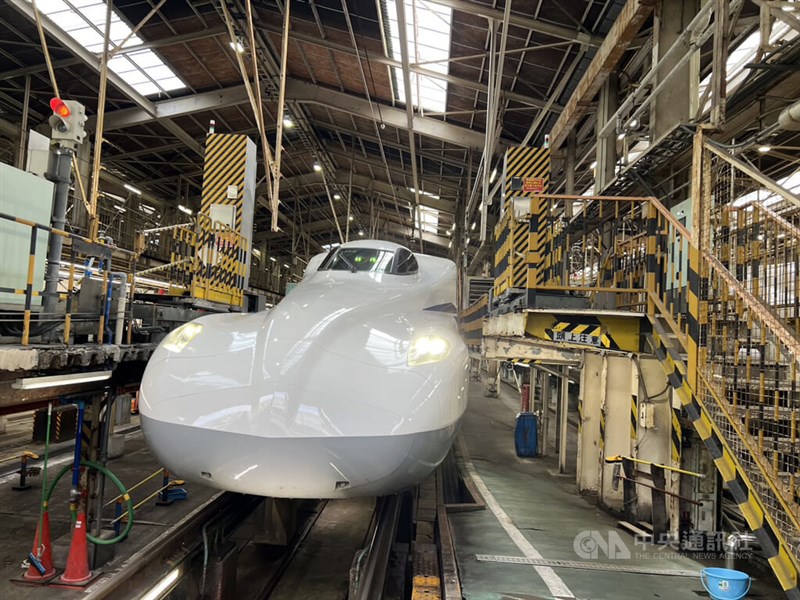 日本で製造が進む台湾高速鉄道の新型車両＝9月22日、東京・品川