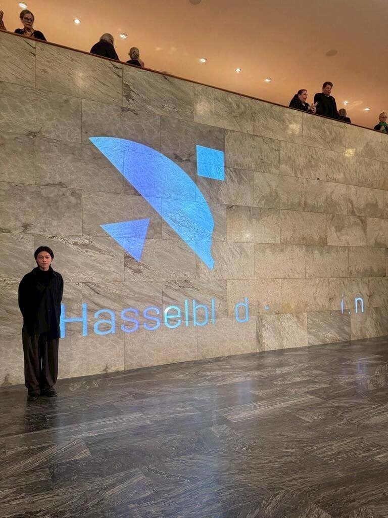 受賞と交流会のためにスウェーデンを訪問した蔡さん（左下）＝本人提供