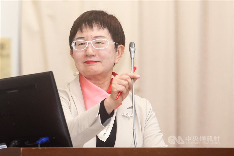 荘翠雲財政部長