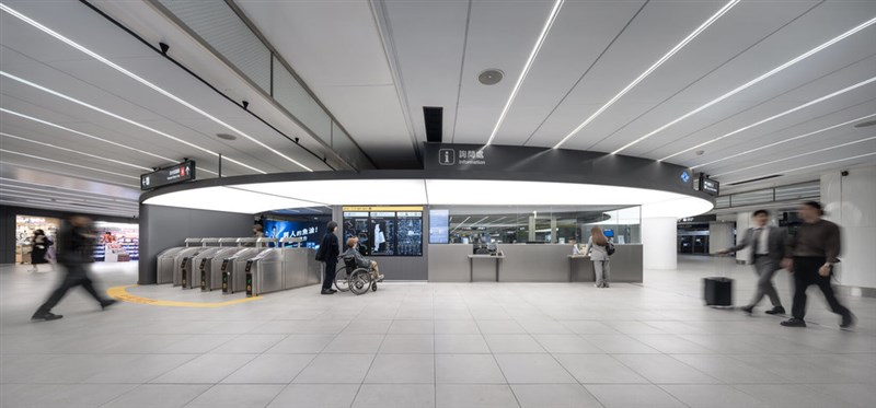 リニューアルされた台北メトロ台北駅地下3階（台湾デザイン研究院提供）