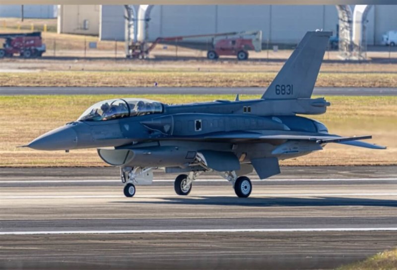 米国から調達した戦闘機F16V(ブロック70)の初号機(Owen’s Aviation Photosのフェイスブックから)