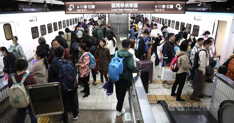 台北駅のホーム（中央社資料写真）