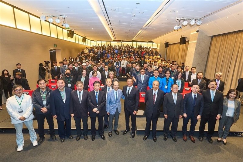 講演会は中華民国野球協会が主催したもので、協会メンバーの他、プロ・アマチュアの監督、コーチ、選手、僻地の野球チームの子供たちら約250人が参加＝2月25日、台北市（野球協会提供）