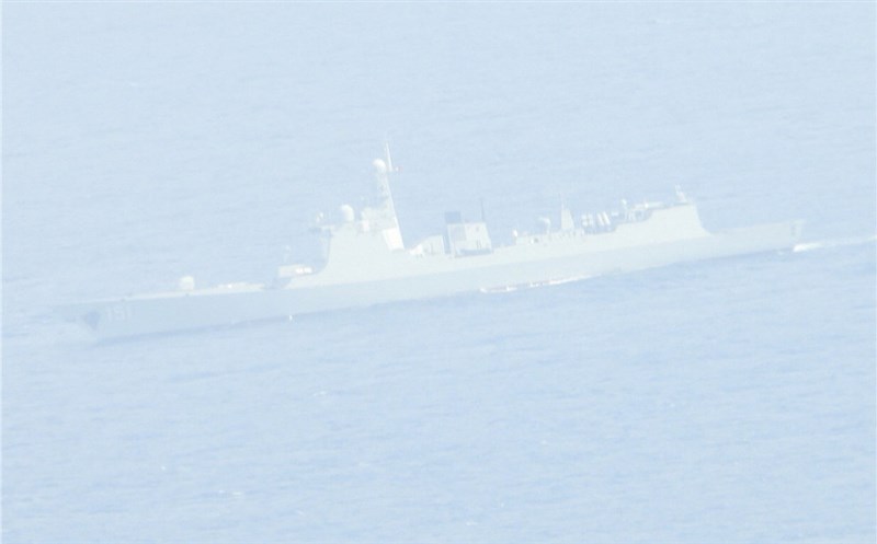 27日離島・澎湖の南西の海域に進入した中国軍の艦船（国防部提供）
