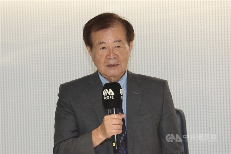 中央社の新董事長に就任した江春男氏＝7月1日、台北市