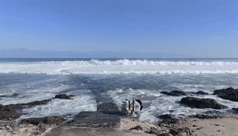 高波が観測された台湾東部の沿岸部（読者提供）