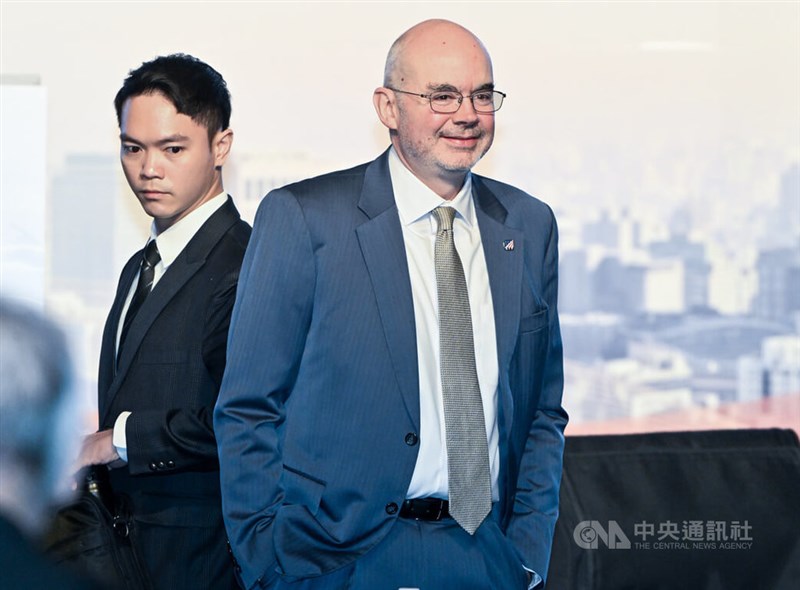 国際会議「台北安全対話」に出席した米国在台協会のグリーン台北事務所所長（右）＝9月9日、台北市