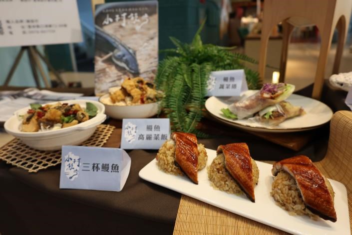 中秋節には文旦だけでなく、ウナギも家庭用や贈答用として最適な選択肢です。