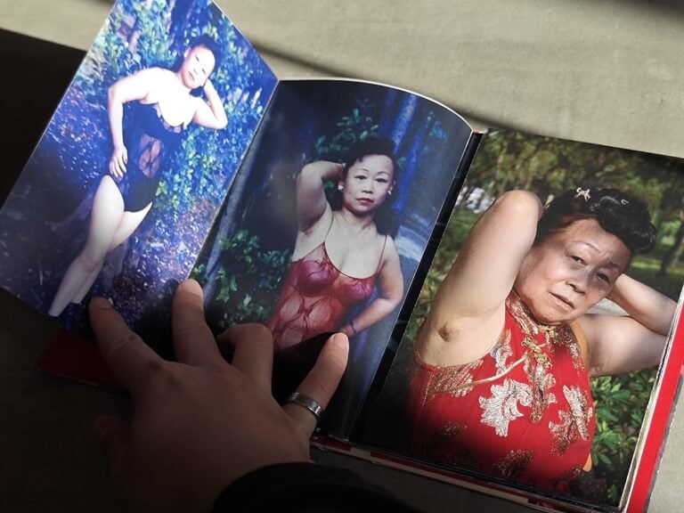 台湾の「グラマラスなおばさん」被写体に 若手写真家、スウェーデンの財団から高評価