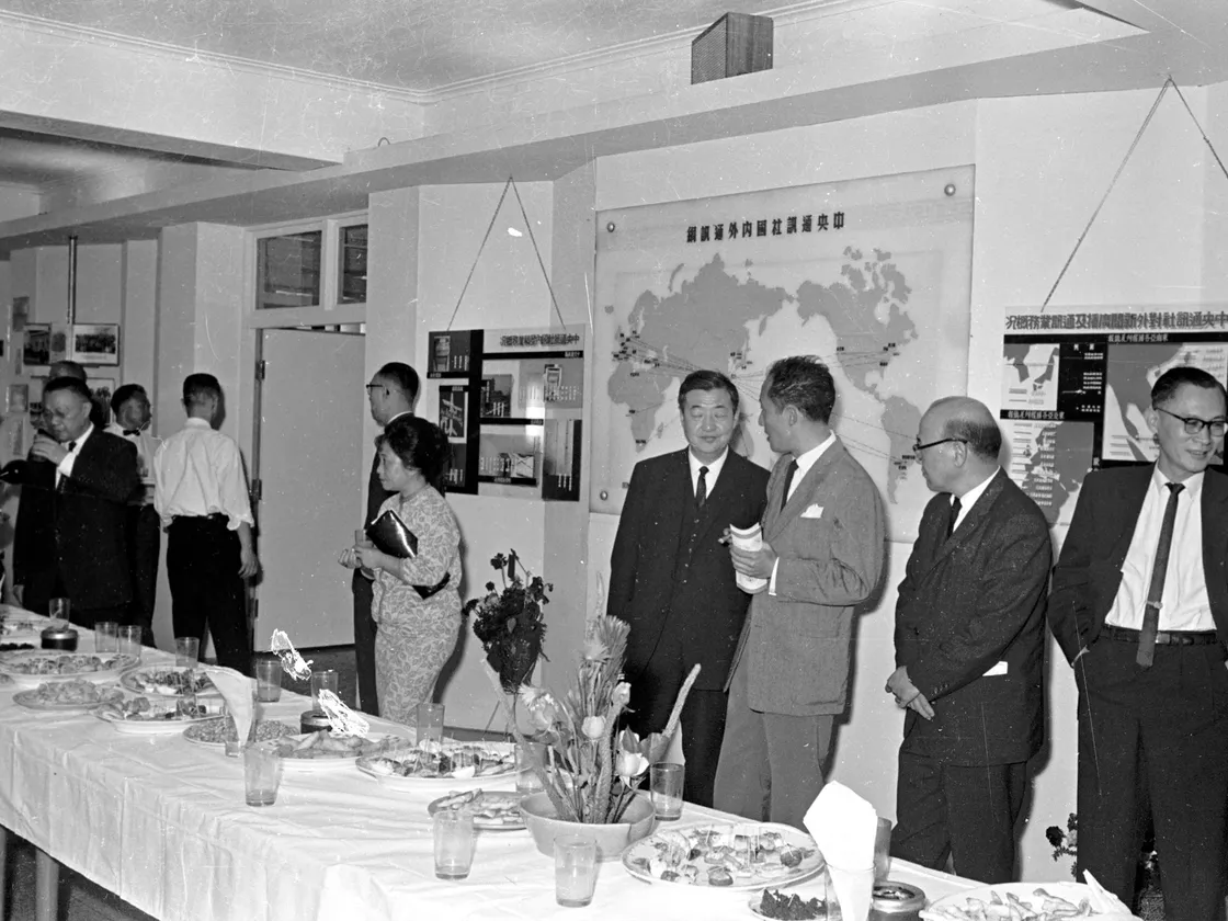 1964年4月1日，在台北松江路新社址慶祝成立40週年。