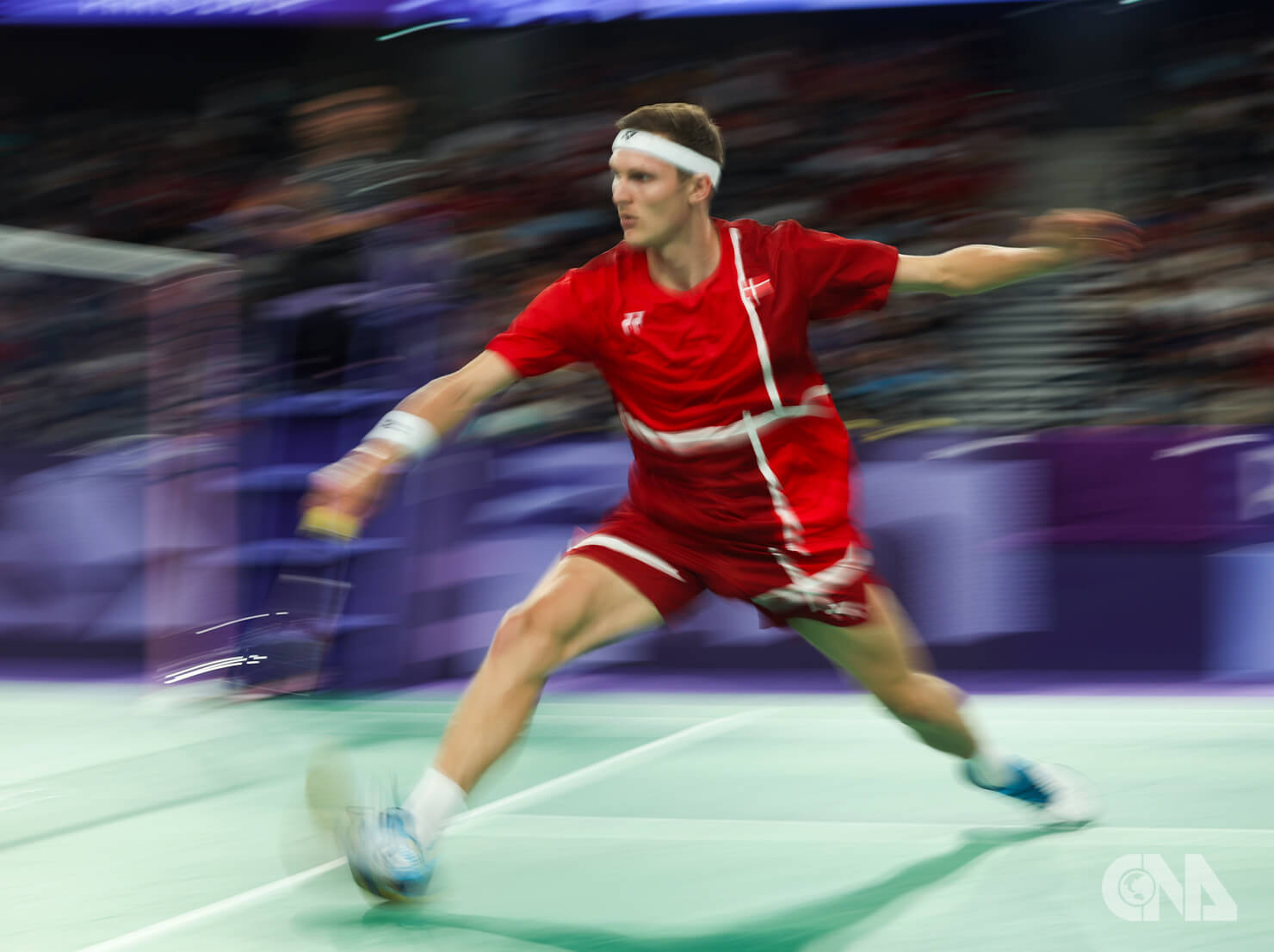 力拚衛冕 上屆東京奧運金牌得主、前世界球王丹麥選手安賽龍（Viktor Axelsen）力挫新加坡選手晉級男單4強。