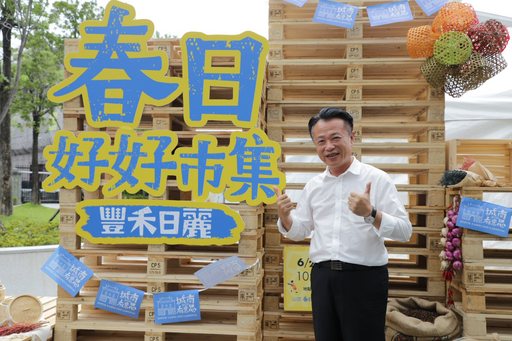 力挺嘉義小農！ 「農產品要走出嘉義」翁章梁北上現身百匯農市場