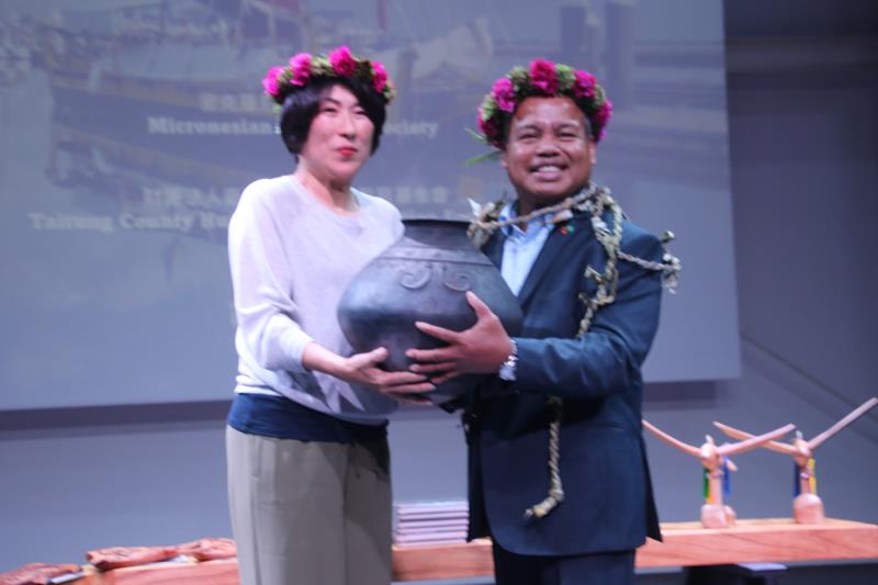臺東縣獵人學校教育基金會與密克羅尼西亞航海協會簽署MOU深化合作