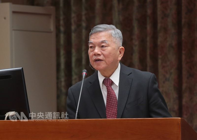經濟部長沈榮津表示,工業等用電大戶電價調整不大,約在3.5%左右,「應該是合理」。(中央社檔案照片)