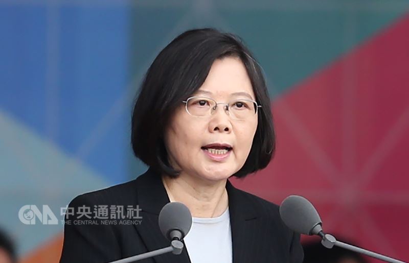 總統蔡英文表示,募兵情況還不錯,「以國防部跟我報告,沒有說不足的現象」,且年金改革有利於募兵。(中央社檔案照片)