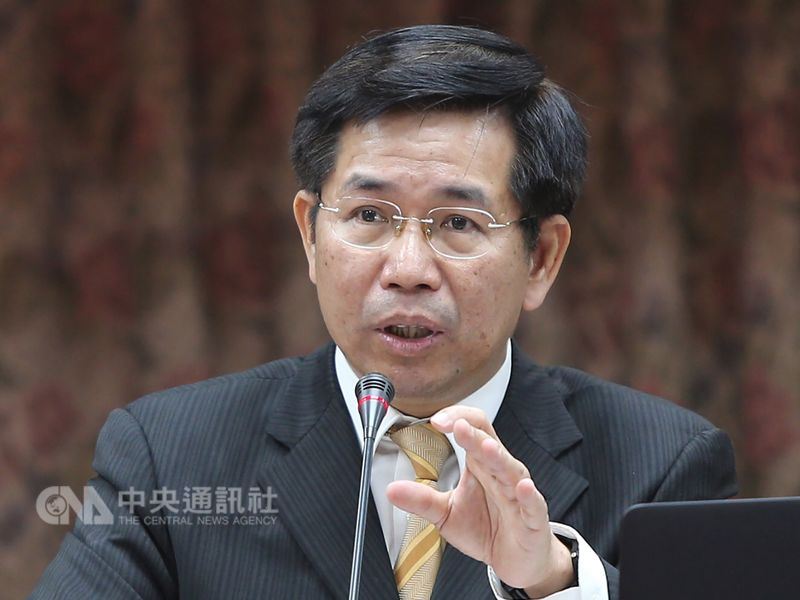 行政院長賴清德14日表示,教育部長潘文忠(圖)因家庭因素請辭,全力慰留中。(中央社檔案照片)