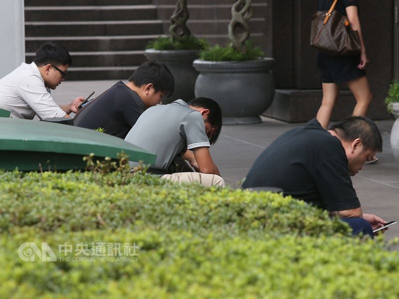 此為勞工就業示意圖。(中央社檔案照片)