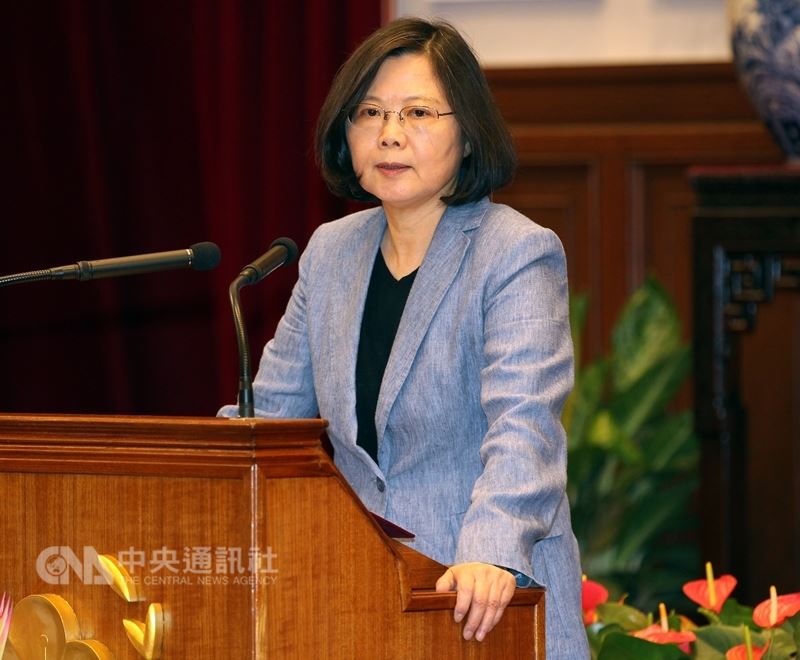總統蔡英文27日將南下台南、高雄,啟動5加2產業創新系列行程。(中央社檔案照片)